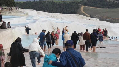 Denizli Pamukkale bayramda yerli turist akınına uğradı